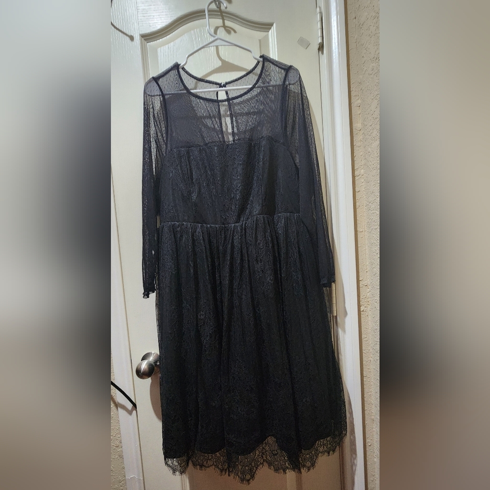 Torrid Black Lace Long Sleeve Dress Sz 18